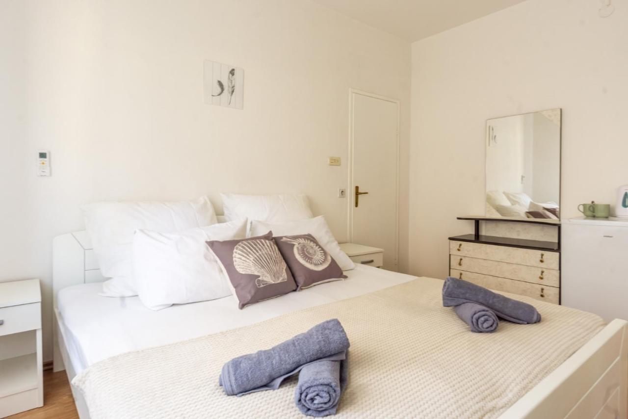Apartment And Room Bacic Metajna Εξωτερικό φωτογραφία