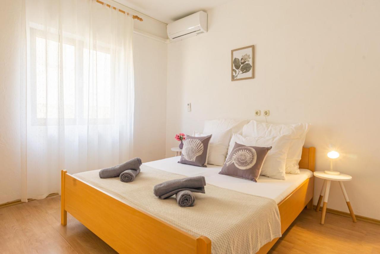 Apartment And Room Bacic Metajna Εξωτερικό φωτογραφία